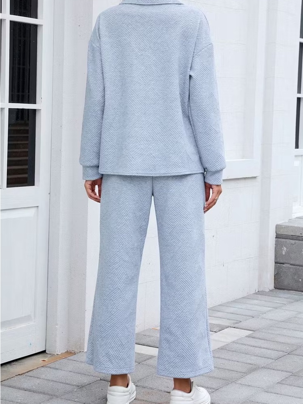 Gray Quilted Loungewear Set - Picture 3 of 4